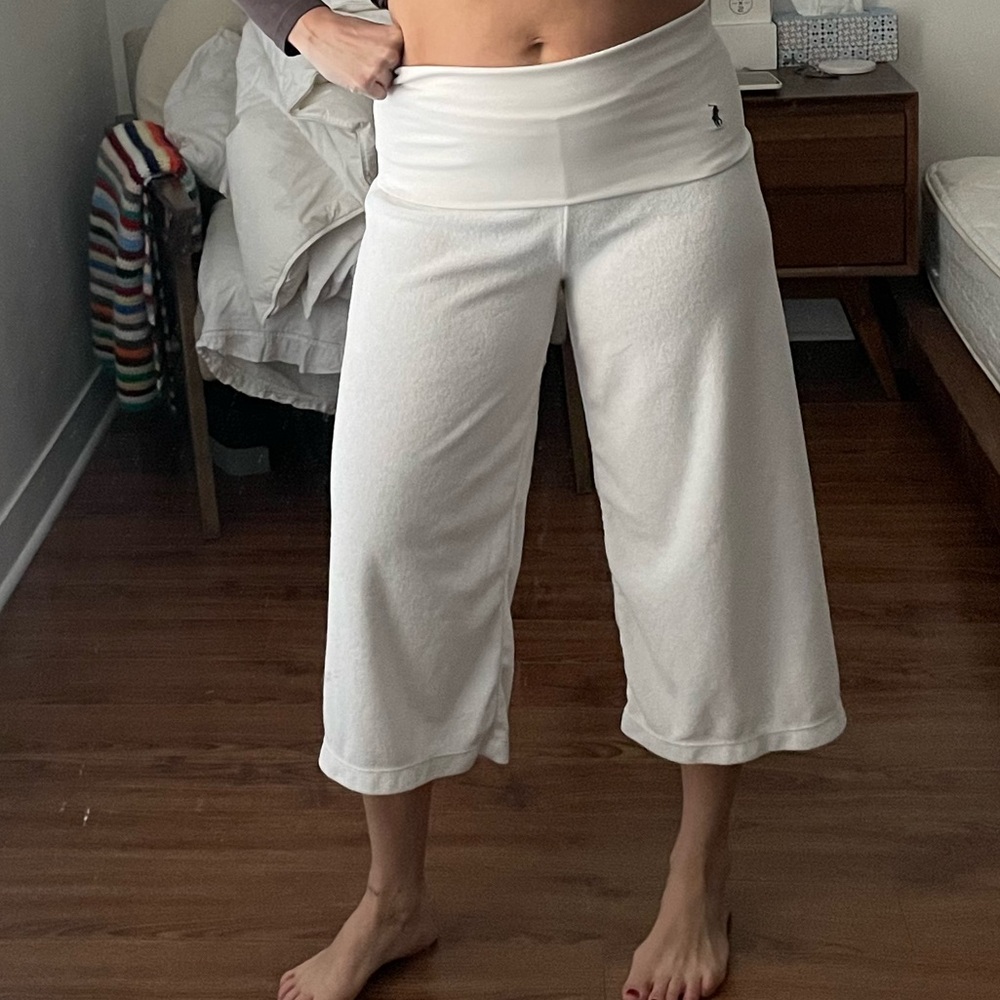 Ralph Lauren White fold over Terry cloth capris - Picture 1 of 6